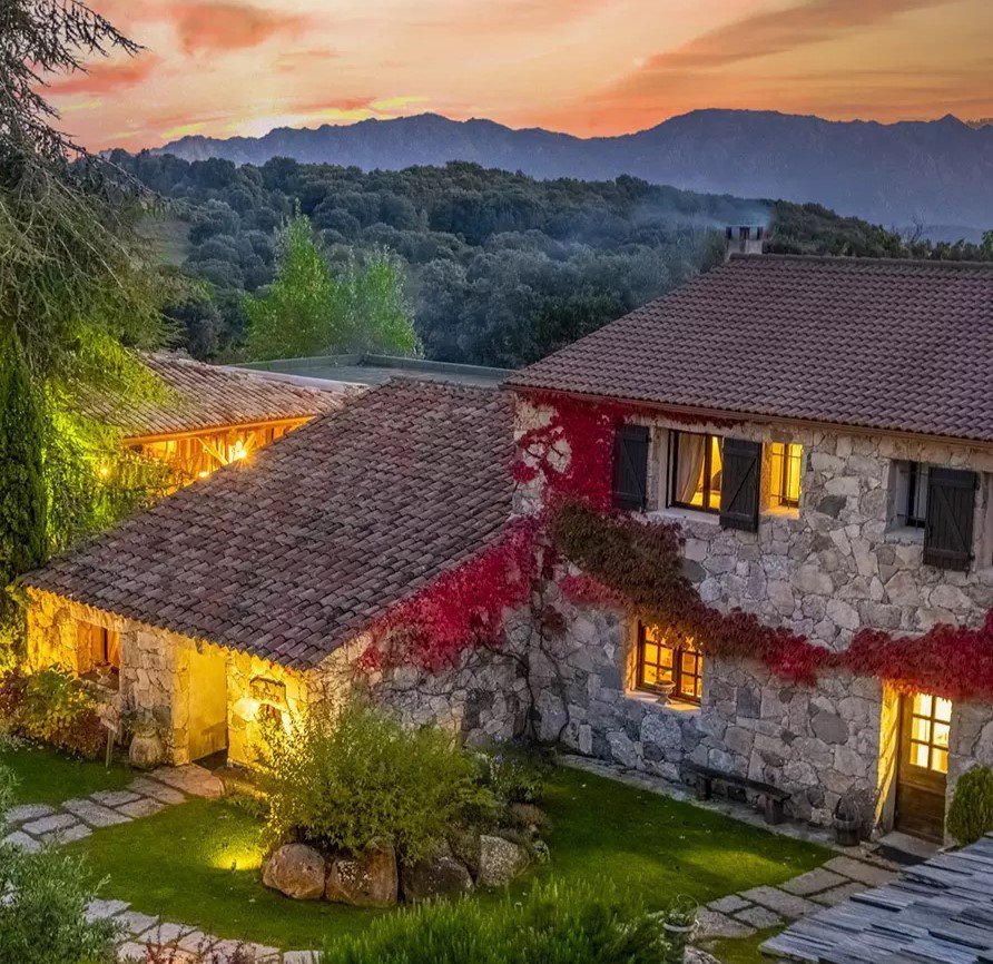 A Pignata - Selected hotel in Levie, France