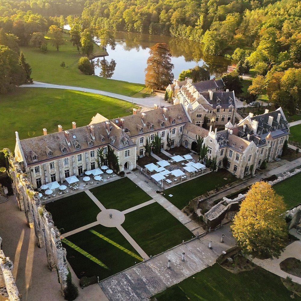 Abbaye des Vaux de Cernay - Selected hotel in Cernay-la-ville, France