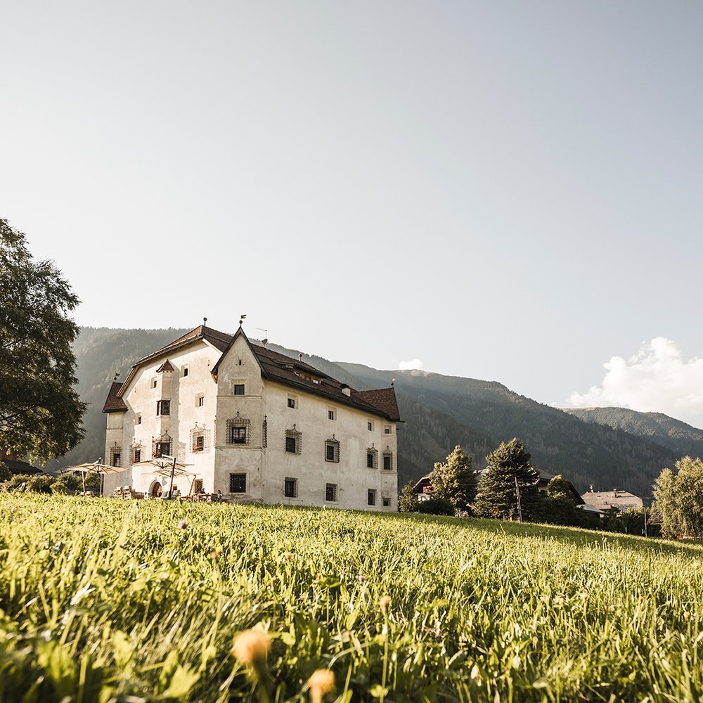 Ansitz Heufler by Norbert Niederkofler - Selected hotel in Rasen-Antholz, Italy