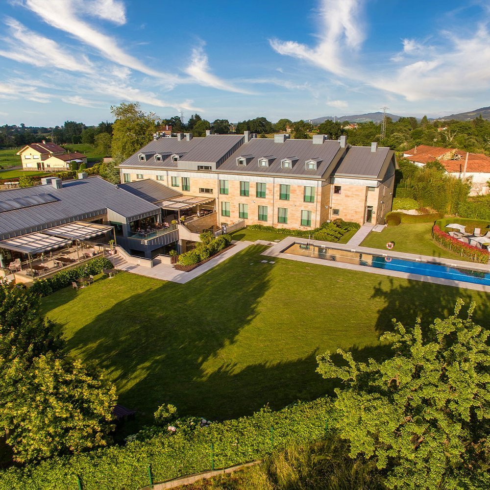 ARTIEM Asturias - Selected hotel in Quintueles, Spain