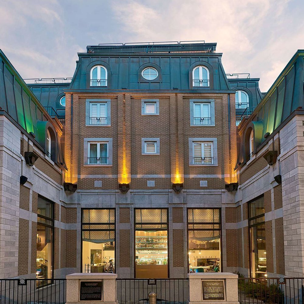 Auberge Saint-Antoine - Two-Keys hotel in Quebec City, Canada