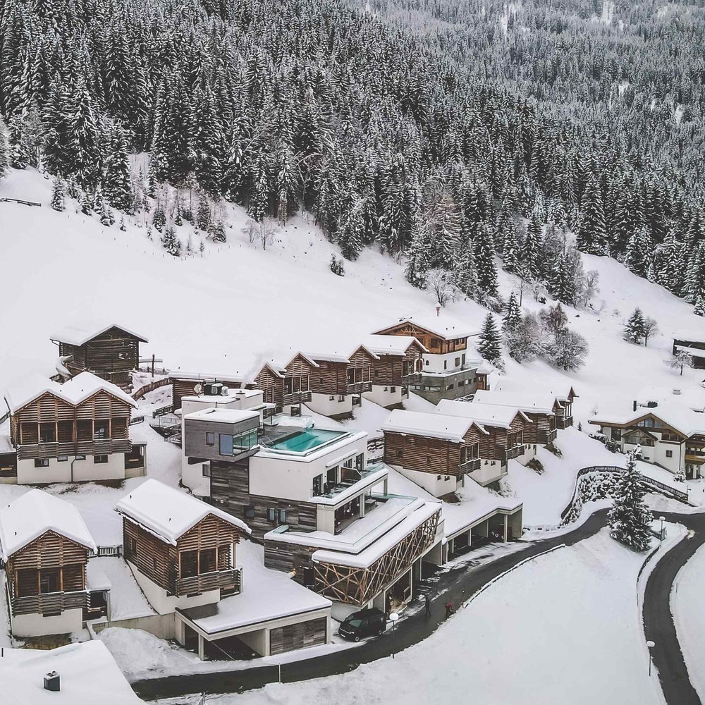 Boutique Hotel und Chalets Bergwiesenglück - Selected hotel in See, Austria