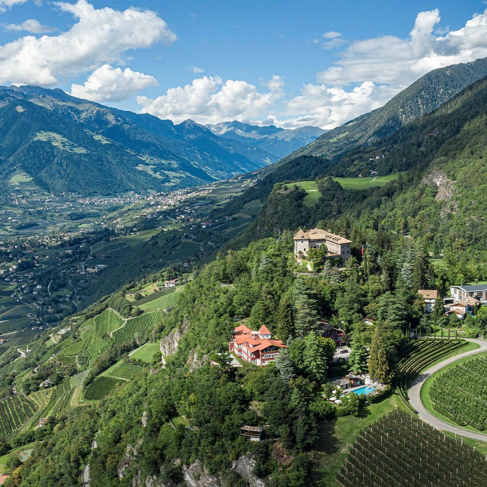 Castel Fragsburg - Two-Keys hotel in Merano, Italy