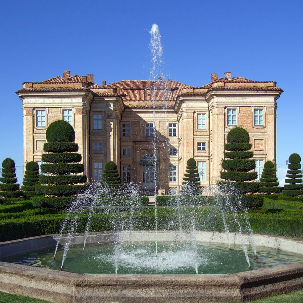 Castello di Guarene - Selected hotel in Guarene, Italy