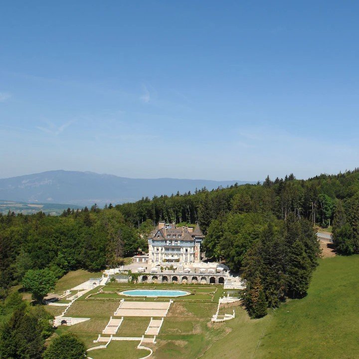 Château des Avenières - Selected hotel in Cruseilles, France