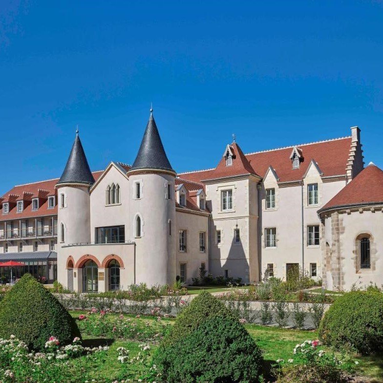 Château Saint-Jean - Selected hotel in Montluçon, France