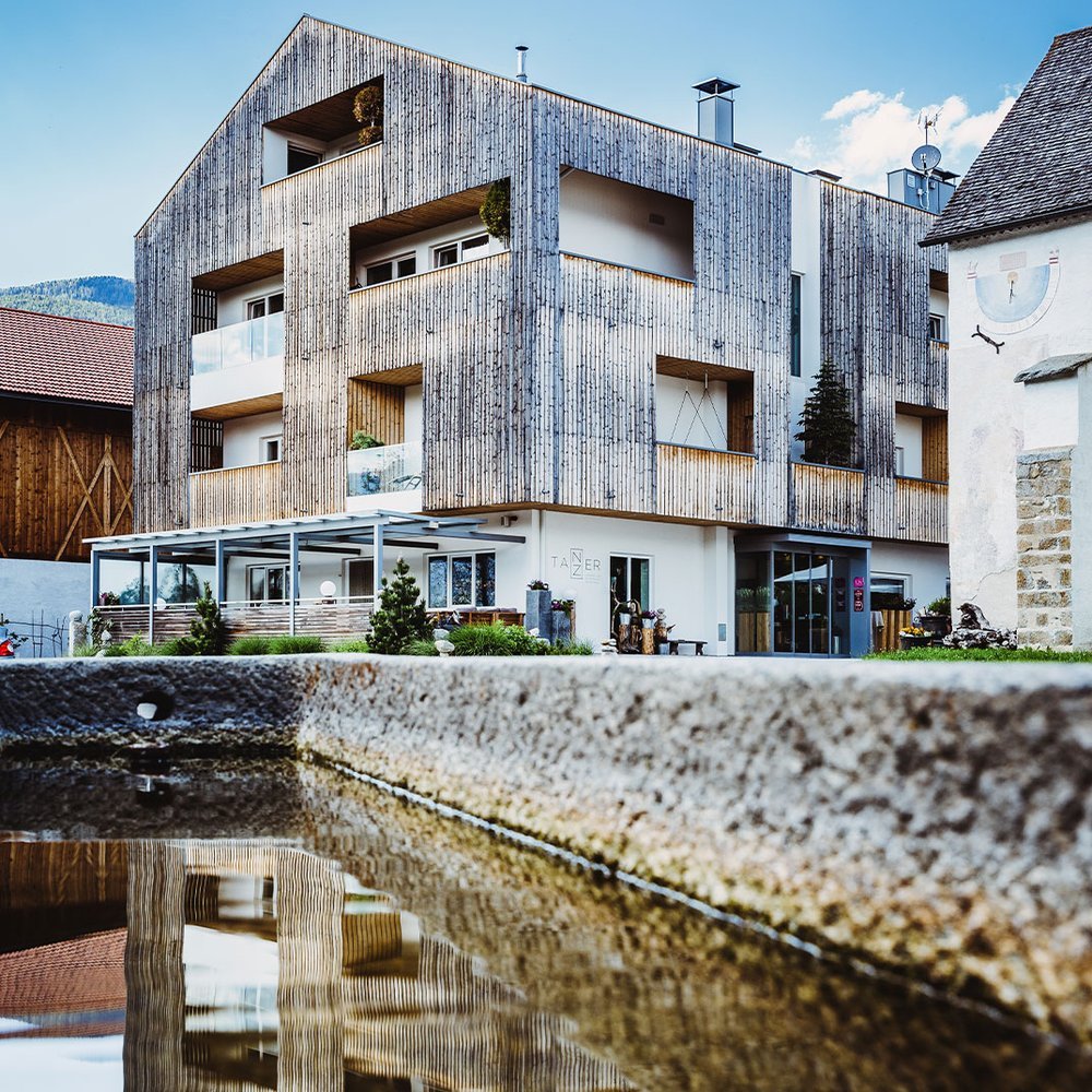 Gourmet- und Boutiquehotel, Restaurant Tanzer - Selected hotel in Falzes, Italy