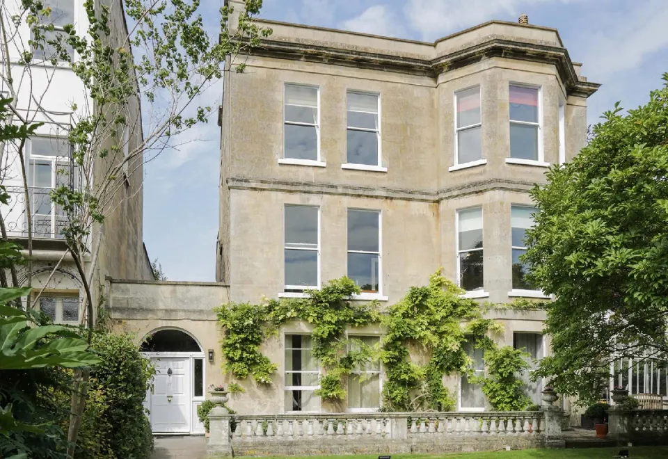 Grove Lodge - Selected hotel in Bath, United Kingdom