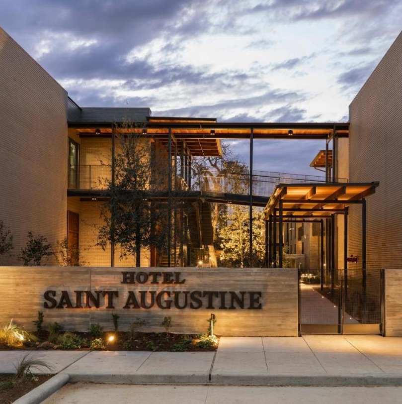 Hotel Saint Augustine - One-Keys hotel in Houston, United States