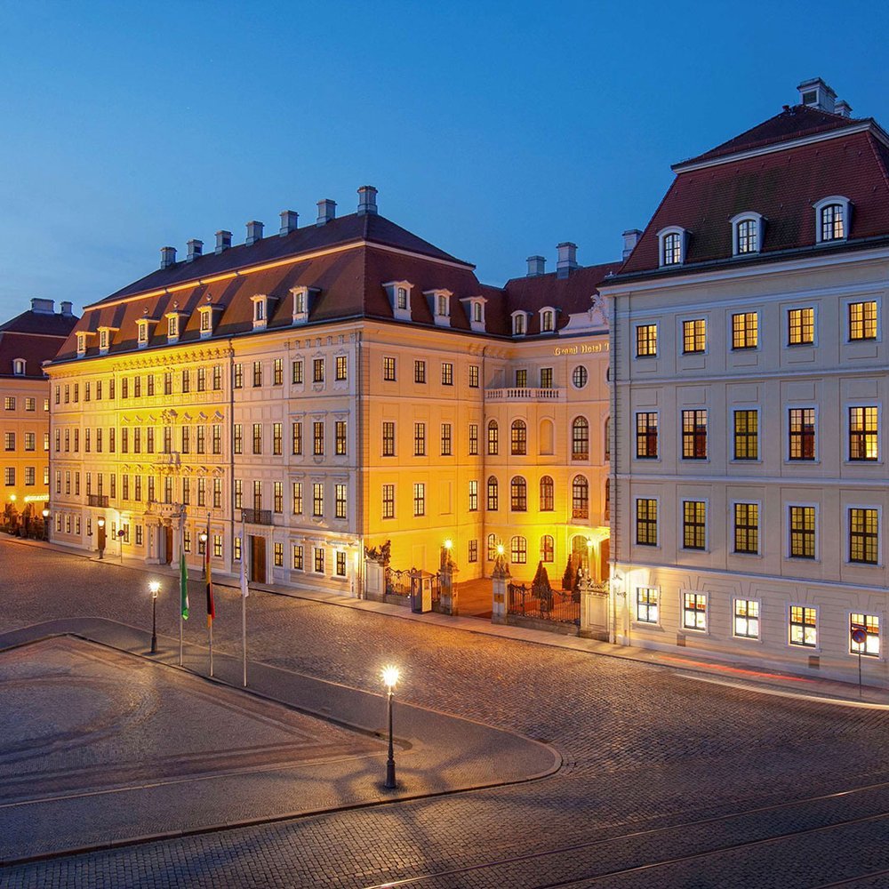 Hotel Taschenbergpalais Kempinski Dresden - Two-Keys hotel in Dresden, Germany
