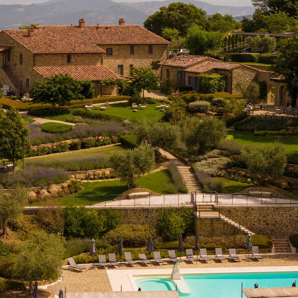 I Borghi dell'Eremo - Two-Keys hotel in Piegaro, Italy