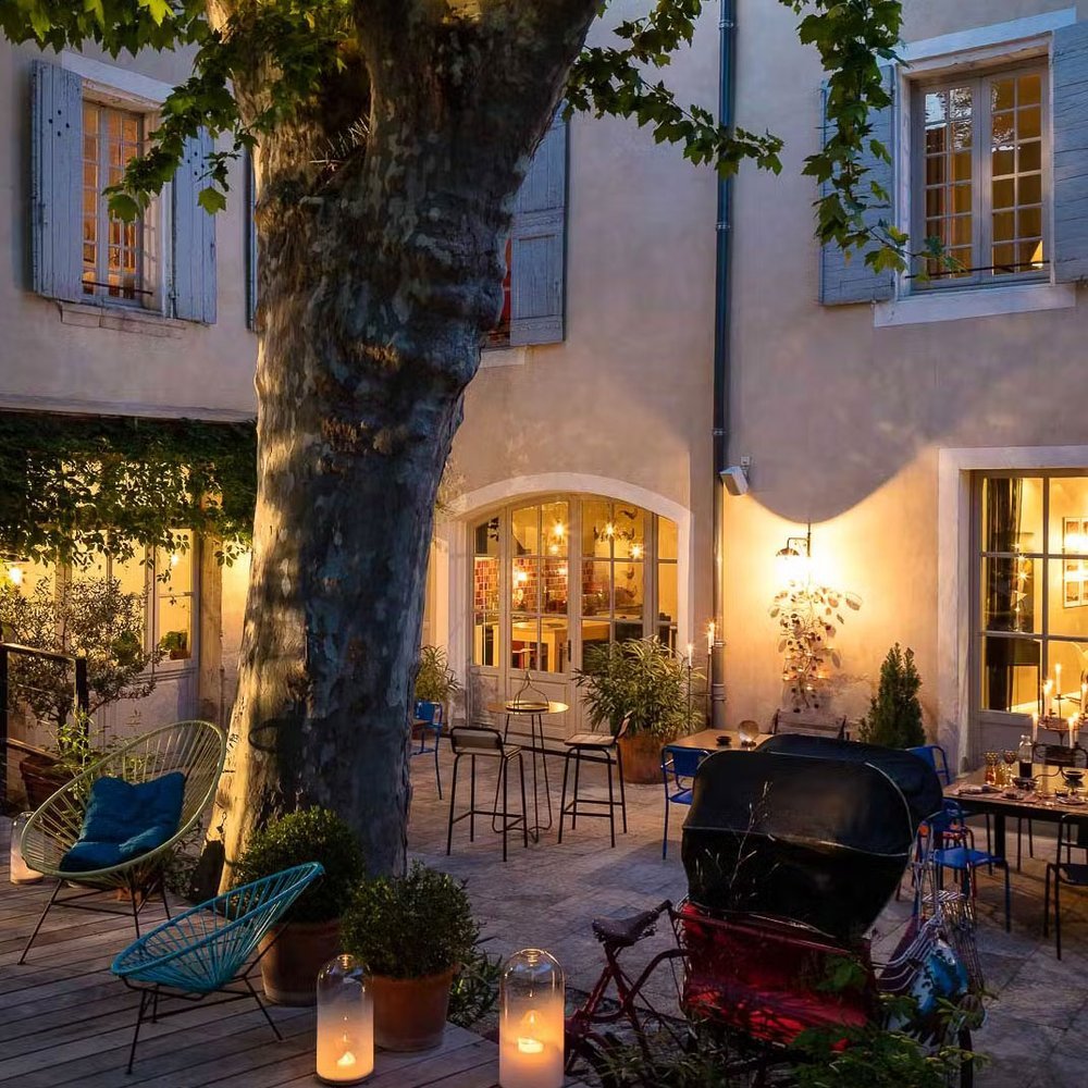 La Maison sur la Sorgue - Selected hotel in L'Isle-sur-la-Sorgue, France