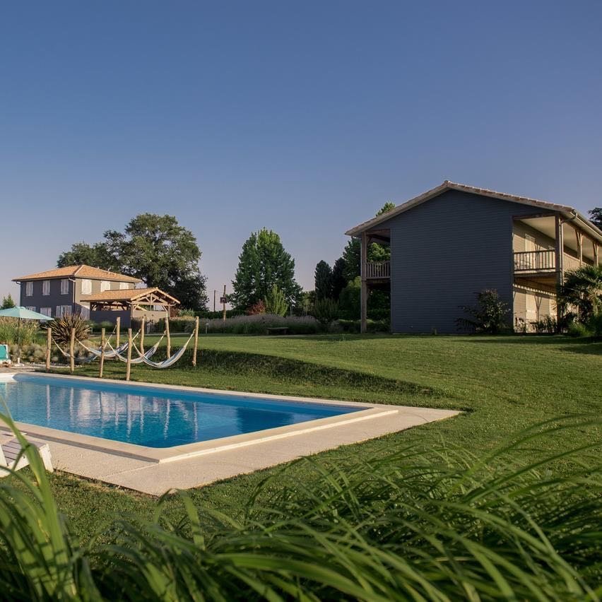 La Petite Couronne - Selected hotel in Saint-Cricq-Chalosse, France