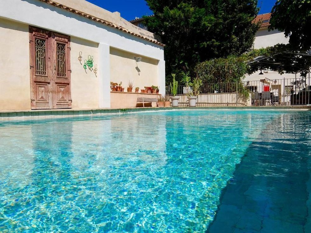 La Suite - Selected hotel in Villeneuve-Lès-Avignons, France