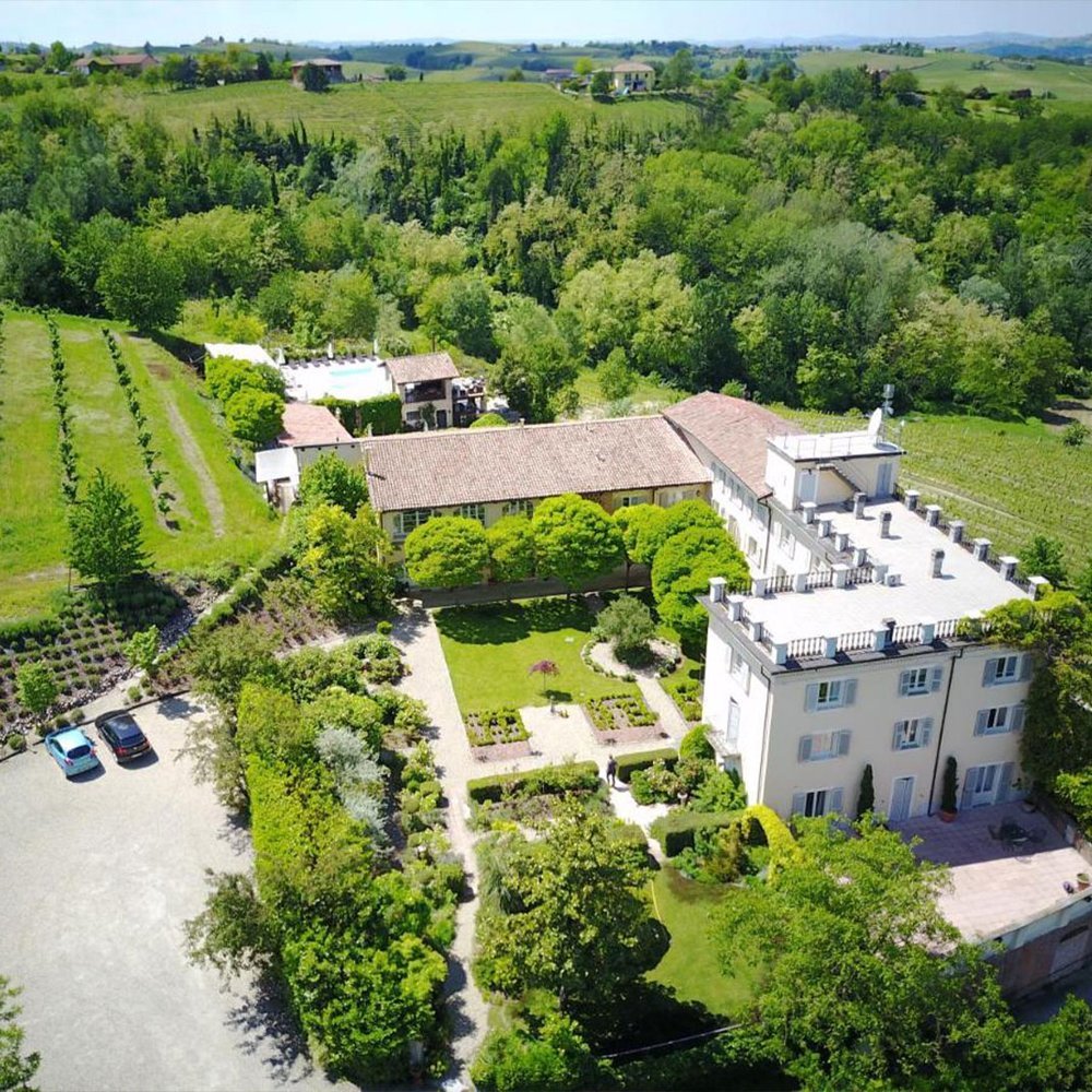 La Villa Hotel - Selected hotel in Mombaruzzo, Italy