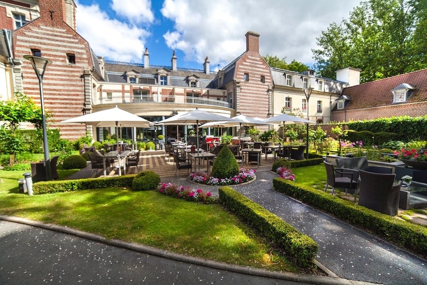 Le Château de Beaulieu - Two Michelin Keys hotel in Busnes, France