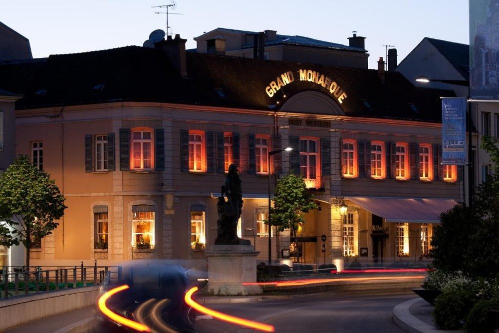 Le Grand Monarque - Selected hotel in Chartres, France