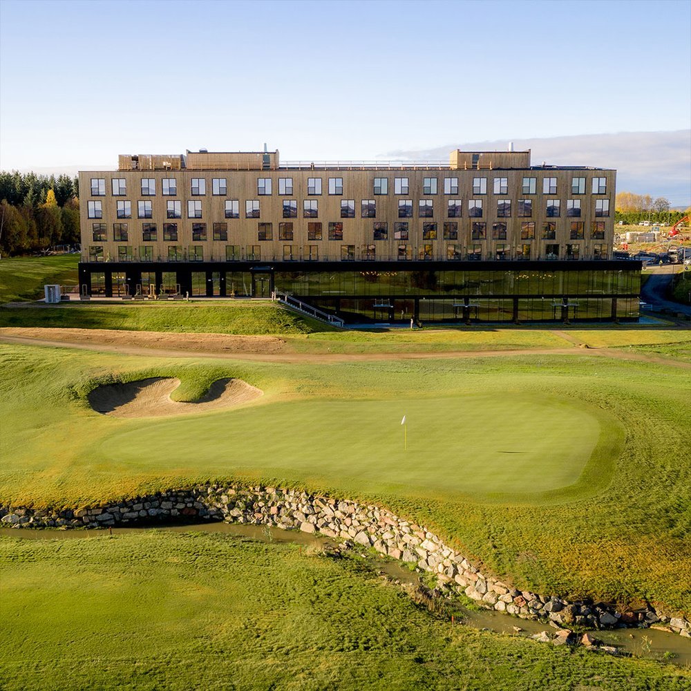 Lily Country Club - Selected hotel in Klofta, Norway