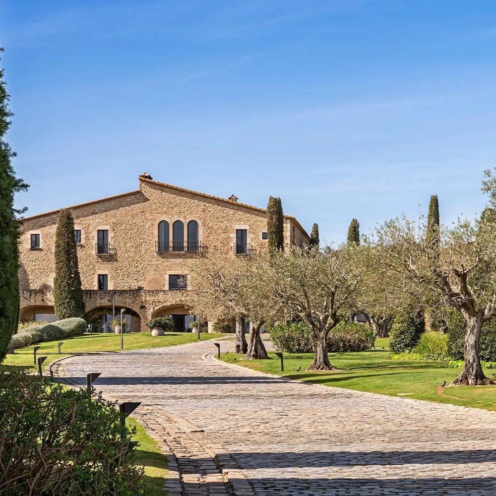 Mas de Torrent - Two-Keys hotel in Costa Brava, Spain