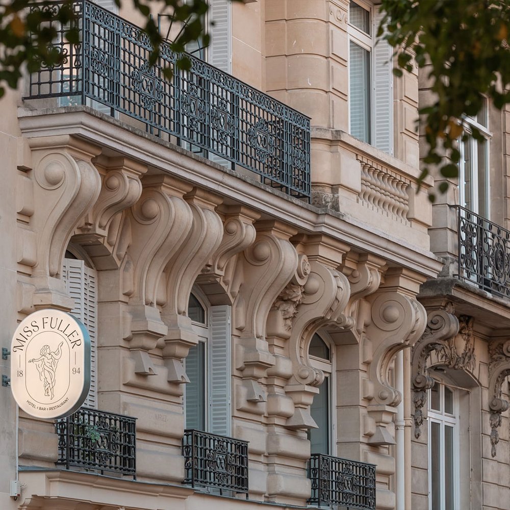 Miss fuller - Selected hotel in Paris, France