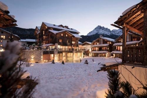Post Alpina-Family Mountain Chalets - Selected hotel in Trentino-Alto Adige, Italy