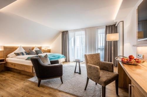 Rührberger Hof Hotel & Restaurant - Selected hotel in Grenzach-Wyhlen, Germany