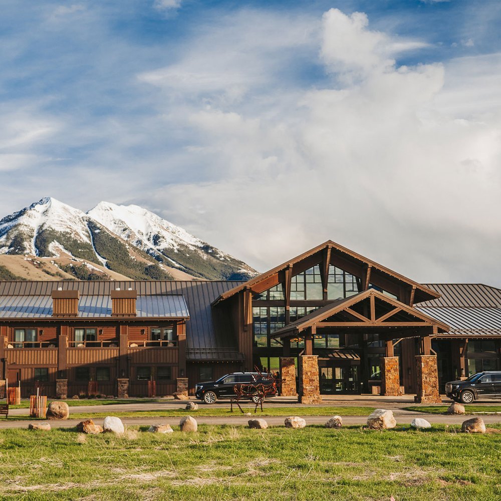Sage Lodge - Three-Keys hotel in Yellowstone National Park, United States