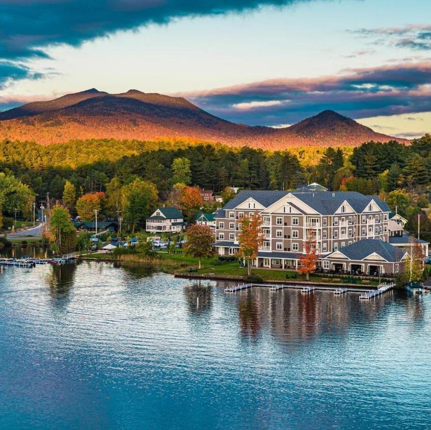 Saranac Waterfront Lodge - Selected hotel in Adirondack Mountains, United States