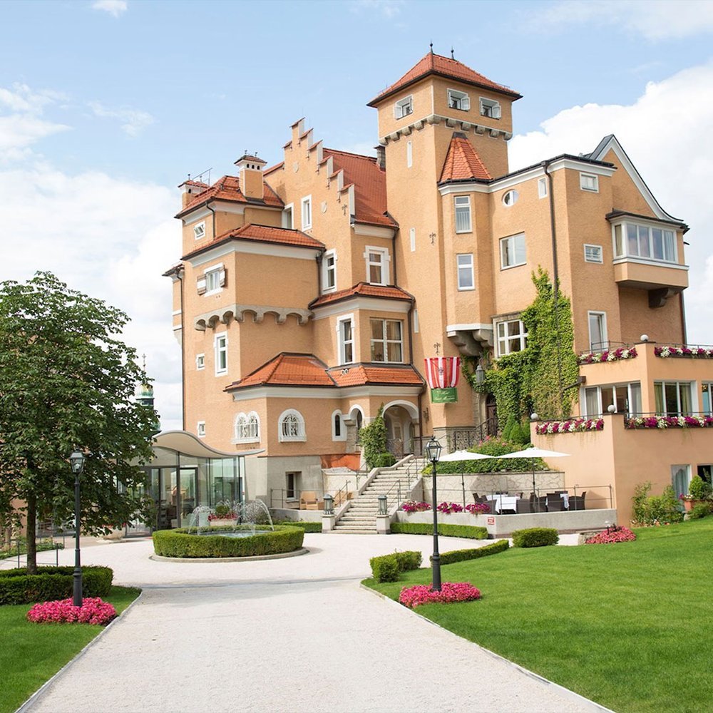 Schloss Mönchstein - Two-Keys hotel in Salzburg, Austria