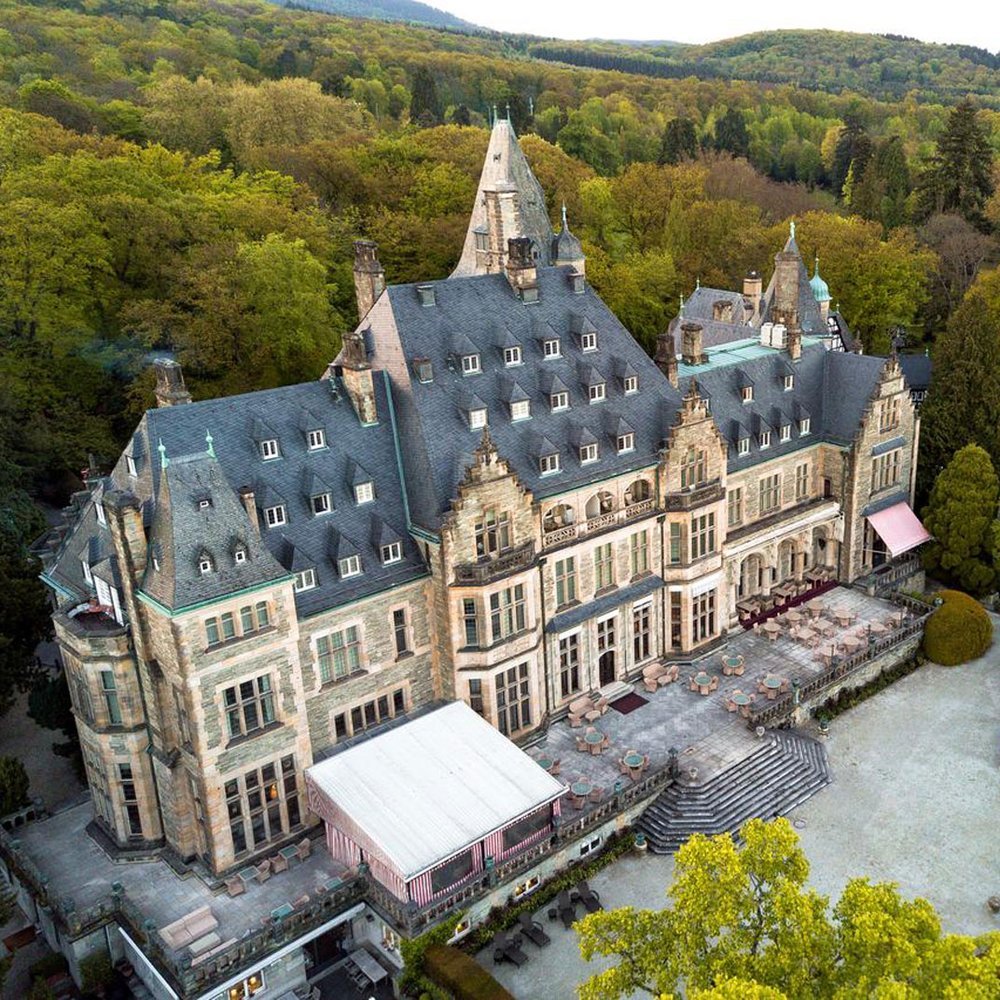 Schlosshotel Kronberg - Selected hotel in Königstein im Taunus, Germany