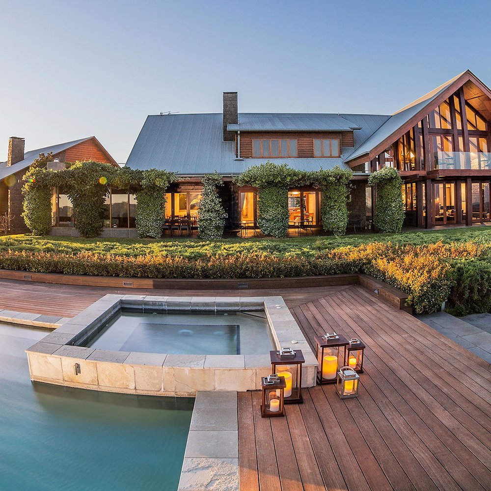 Spicers Peak Lodge - Two-Keys hotel in Queensland, Australia