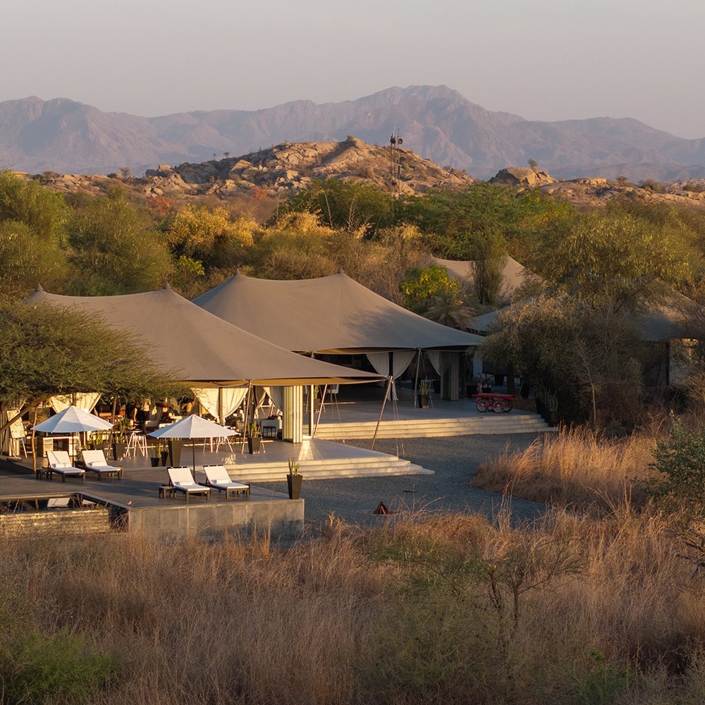 SUJÁN JAWAI - Two-Keys hotel in Bisalpur, India