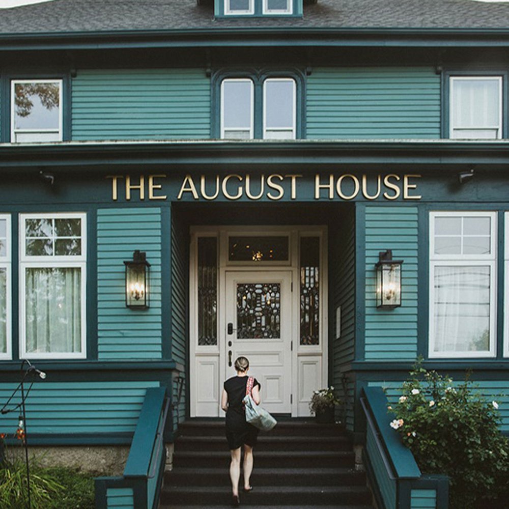 The August House - Selected hotel in Windsor, Canada