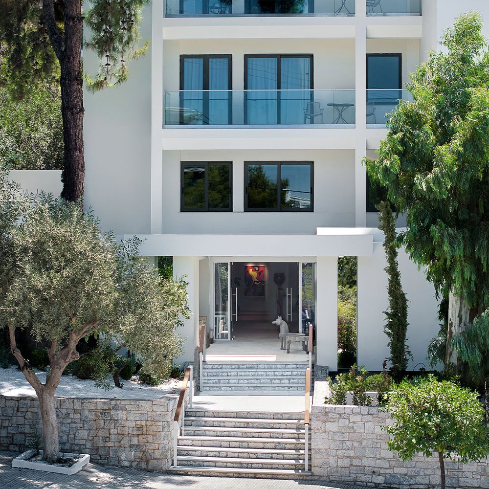 The Roc Club - Selected hotel in Vouliagmeni, Greece