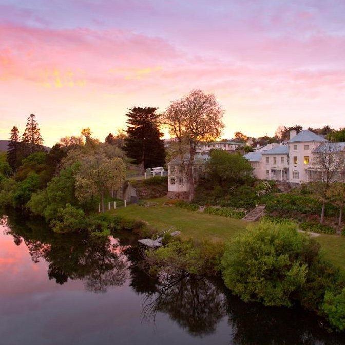 The Woodbridge Waterfront Rooms - Selected hotel in New Norfolk, Australia