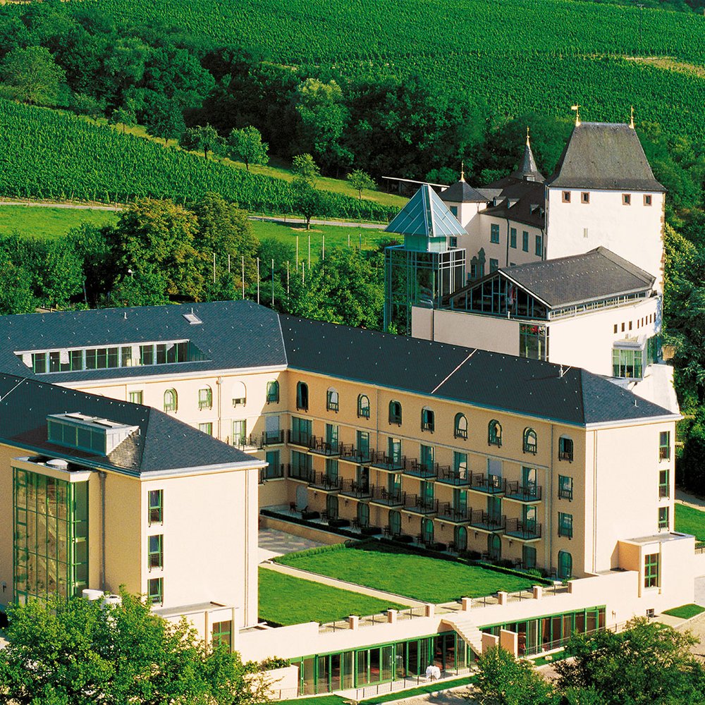 Victor's Residenz - Hotel Schloss Berg - Selected hotel in Nennig, Germany