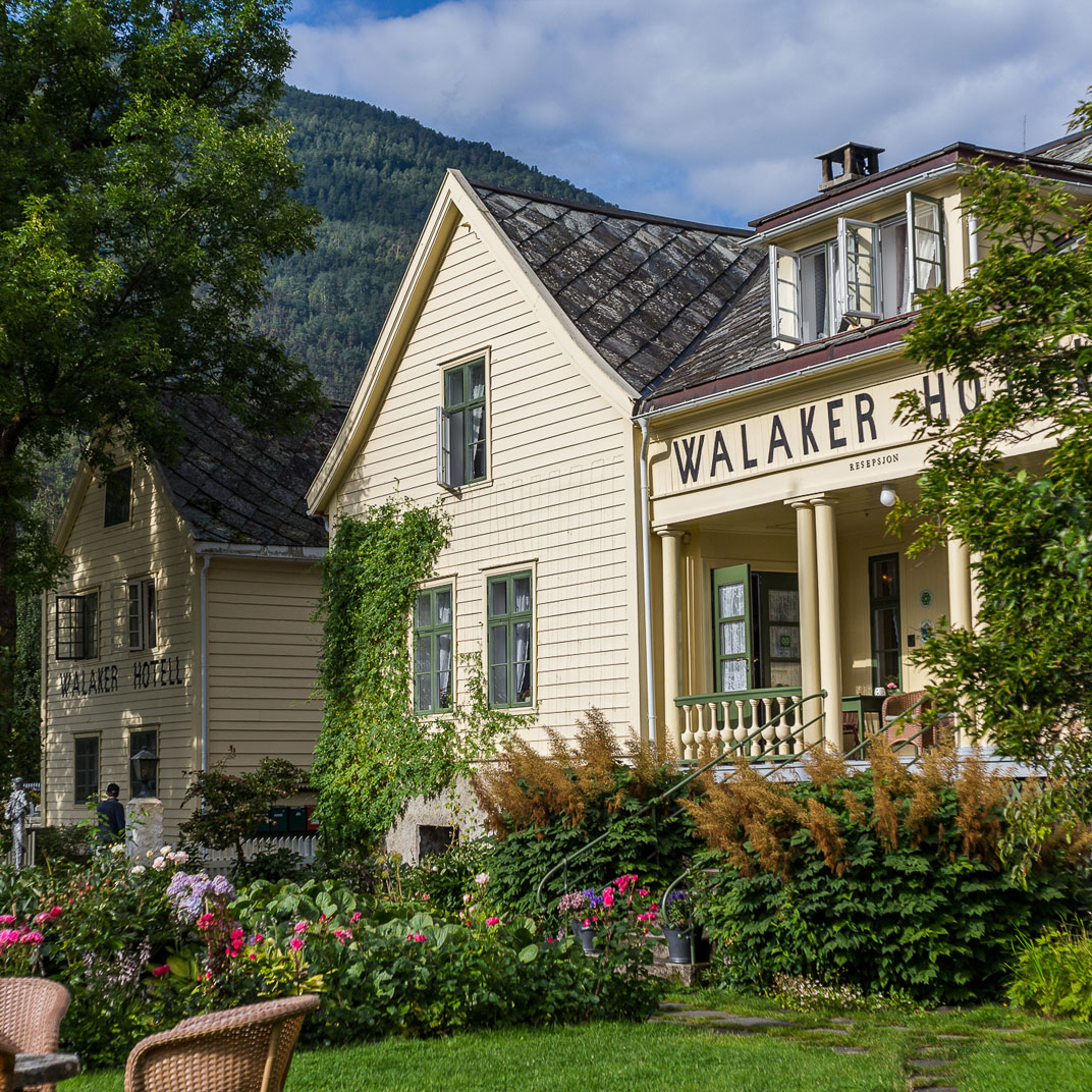 Walaker Hotel - Two Michelin Keys hotel in Solvorn, Norway